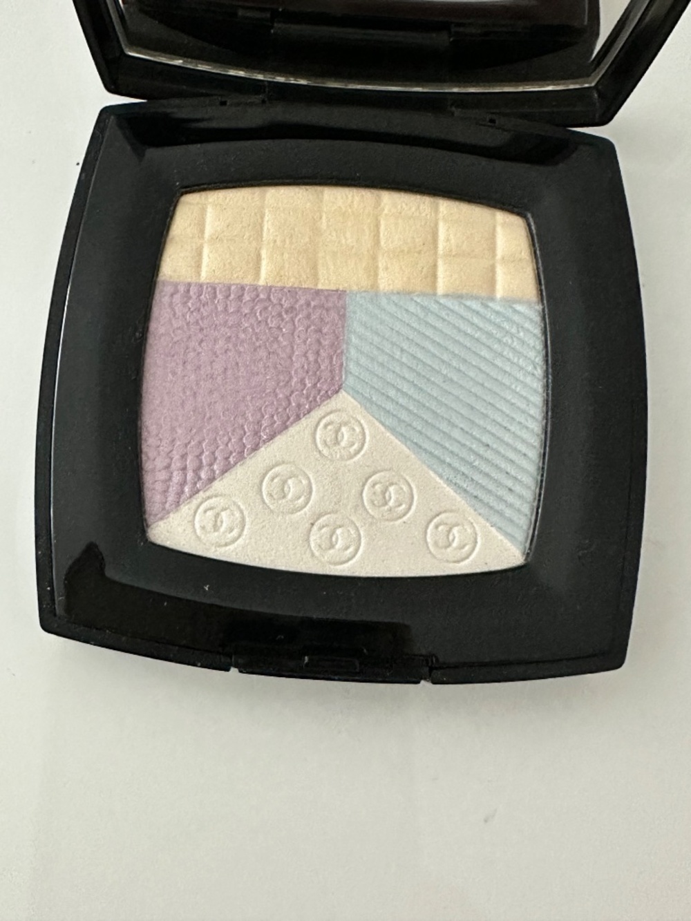 RARE CHANEL Les 4 Impressions Highlighter 26 Azur Makeup Studio HTF